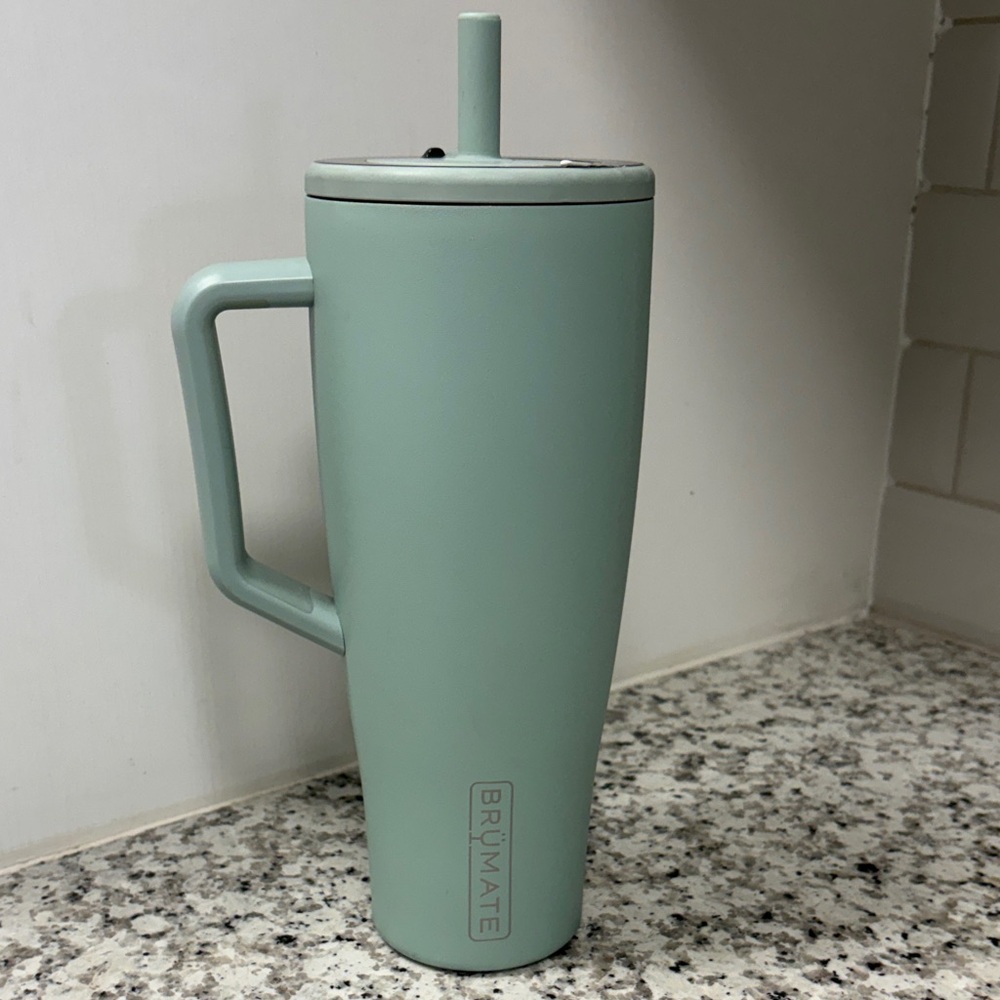 BrüMate Sage Green 40oz Tumbler